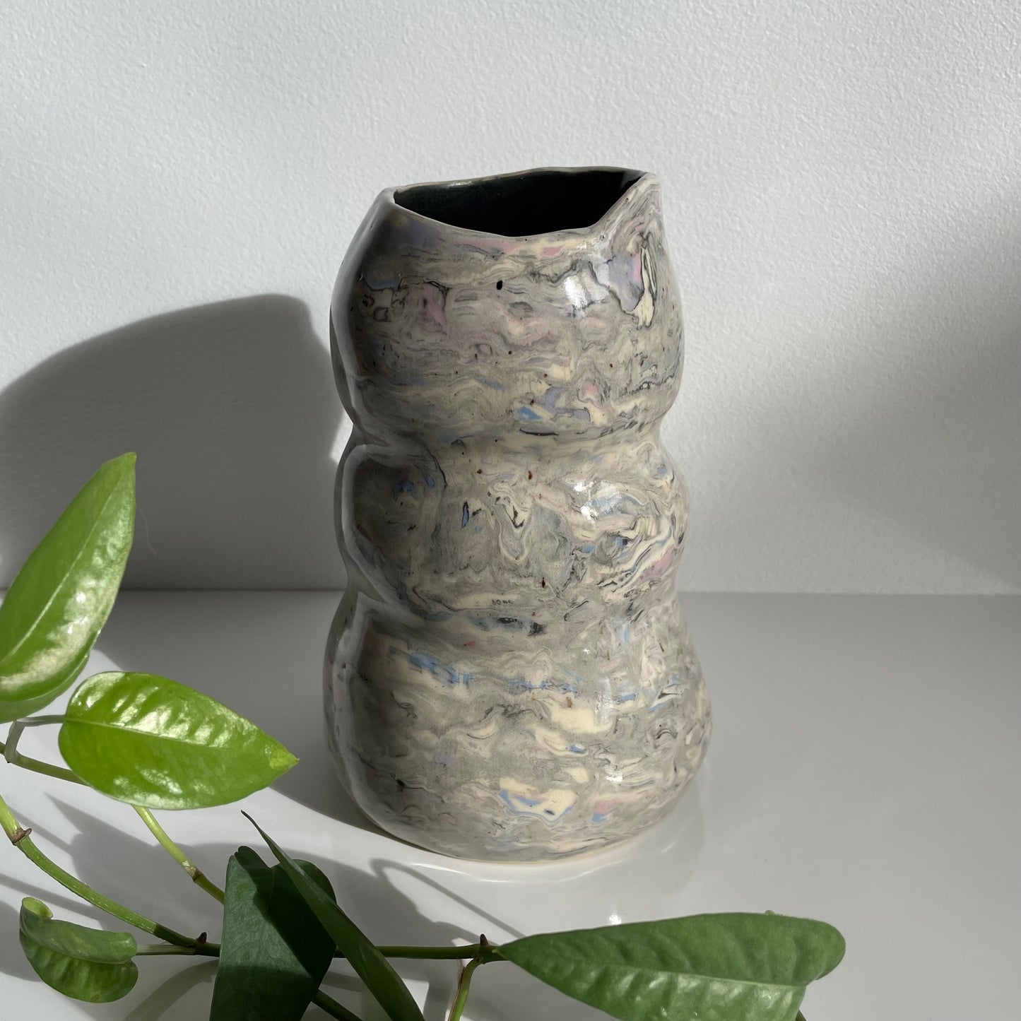 STRATIFIED VASE